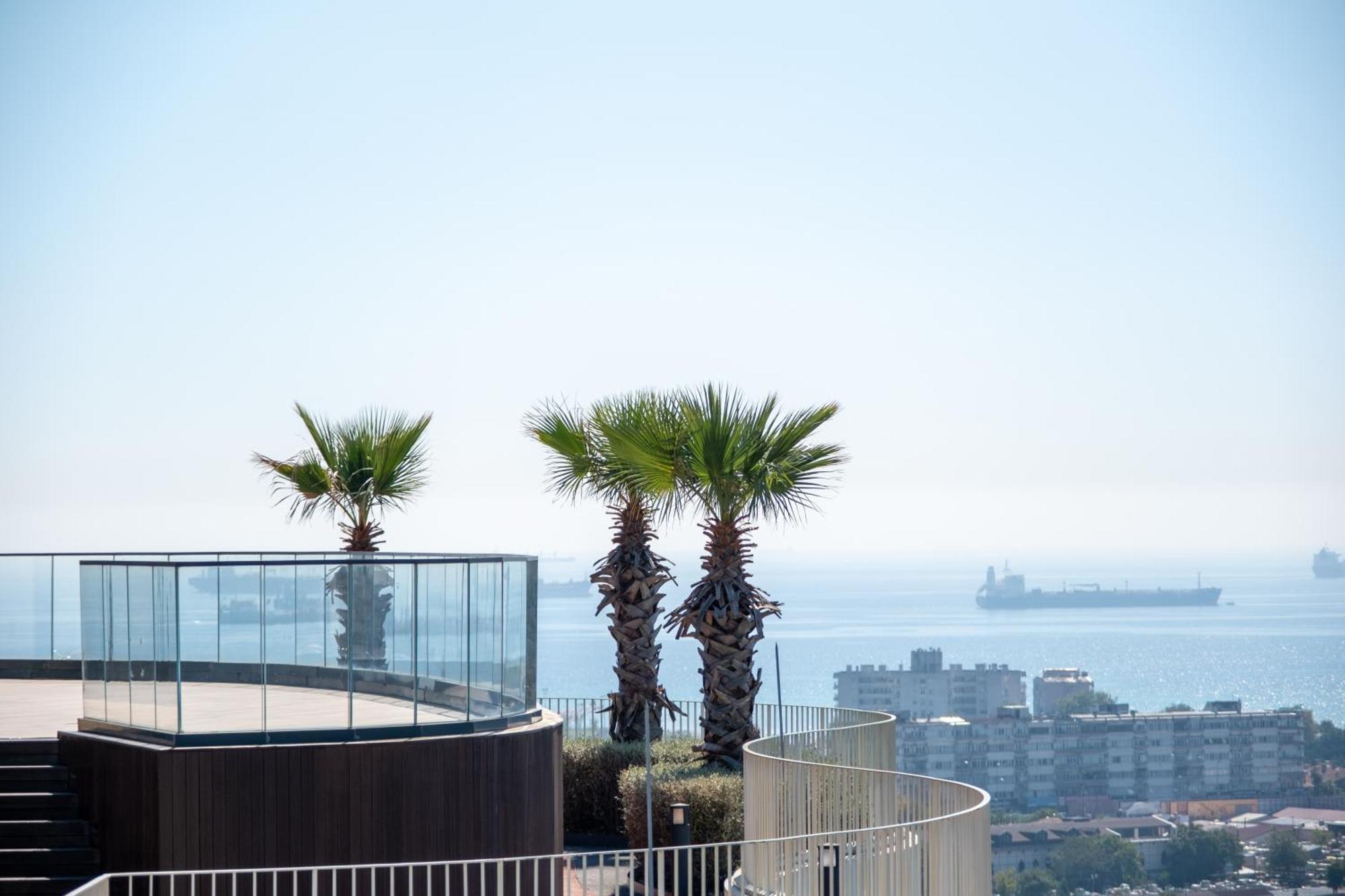 Golden Stones House Sea And Lake View Istanbul Exterior foto